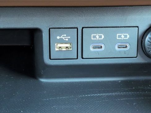 Certified 2024 Toyota Highlander Platinum FWD image 22