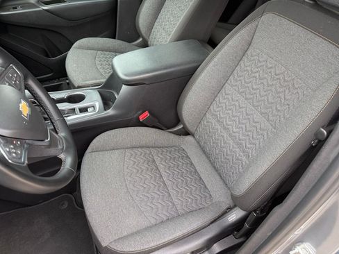 Used 2024 Chevrolet Equinox LT FWD image 37