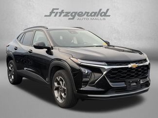 Used 2025 Chevrolet Trax LT FWD video 1