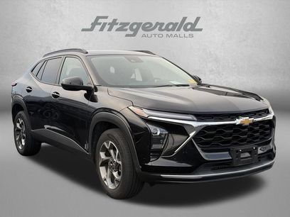 Used 2025 Chevrolet Trax LT