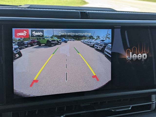 New 2025 Jeep Wrangler Unlimited Sahara AWD/4WD image 22
