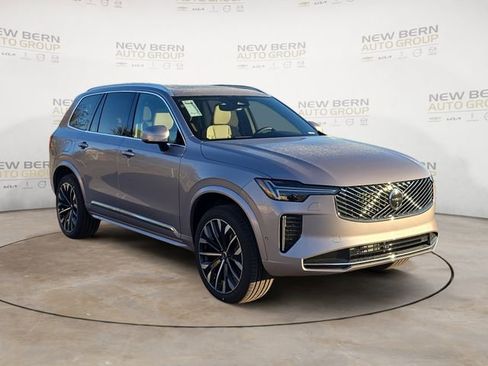 New 2026 Volvo XC90 B6 Plus w/ Protection Package Premier AWD/4WD image 7