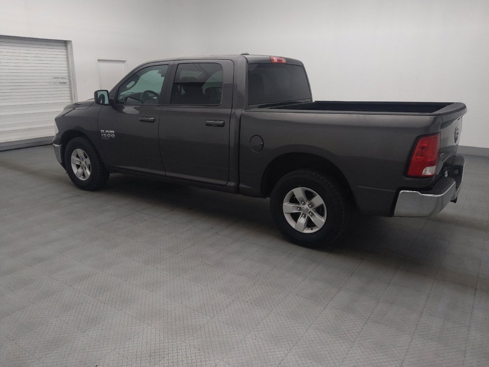 Used 2021 RAM 1500 Classic SLT RWD image 3
