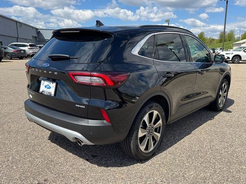 Used 2025 Ford Escape Platinum AWD/4WD image 4