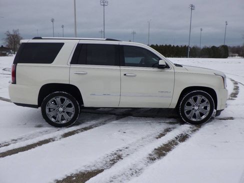 Used 2015 GMC Yukon Denali image 6