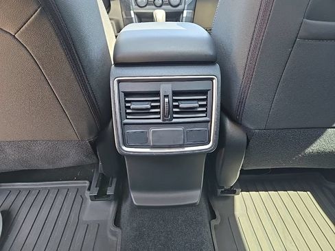 Used 2021 Subaru Forester Premium AWD/4WD image 15