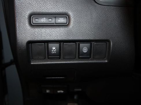 Used 2024 Nissan Murano SV w/ SV Midnight Edition Package image 9