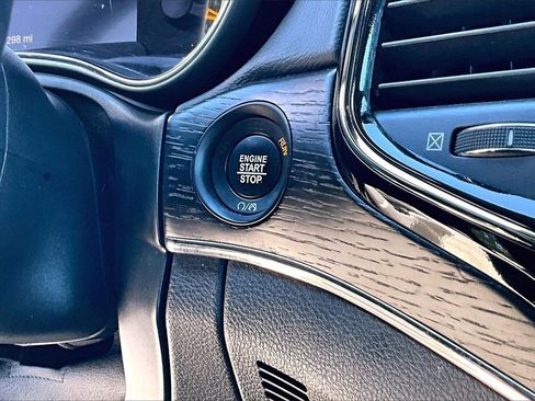 Certified 2020 Jeep Grand Cherokee High Altitude image 28