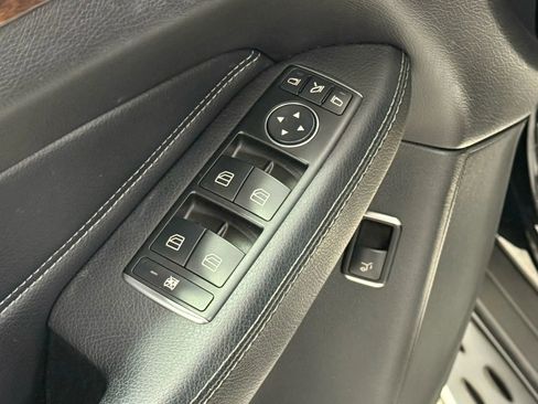 Used 2016 Mercedes-Benz GLE 350 4MATIC w/ Premium Package image 17