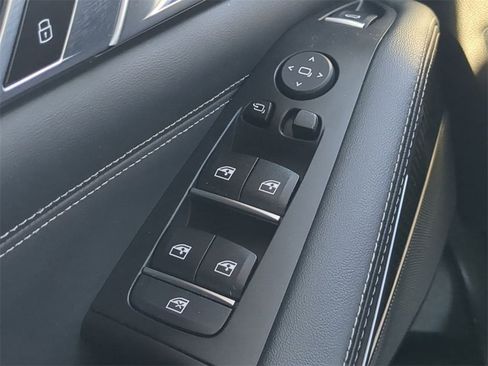 Used 2023 BMW X5 M50i w/ Parking Assistance Package image 26