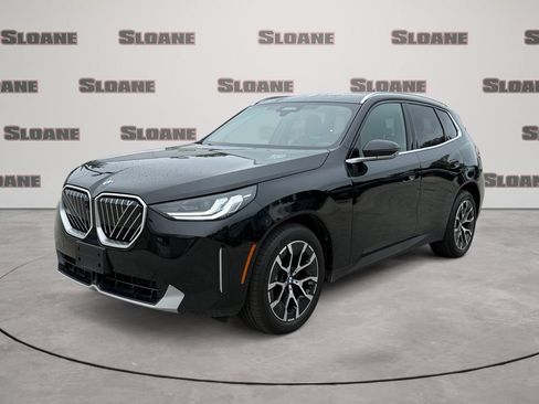Certified 2025 BMW X3 xDrive30i w/ Premium Package AWD/4WD image 1