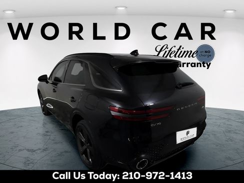 Used 2025 Genesis GV70 3.5T Sport w/ Sport Advanced Package AWD/4WD image 5