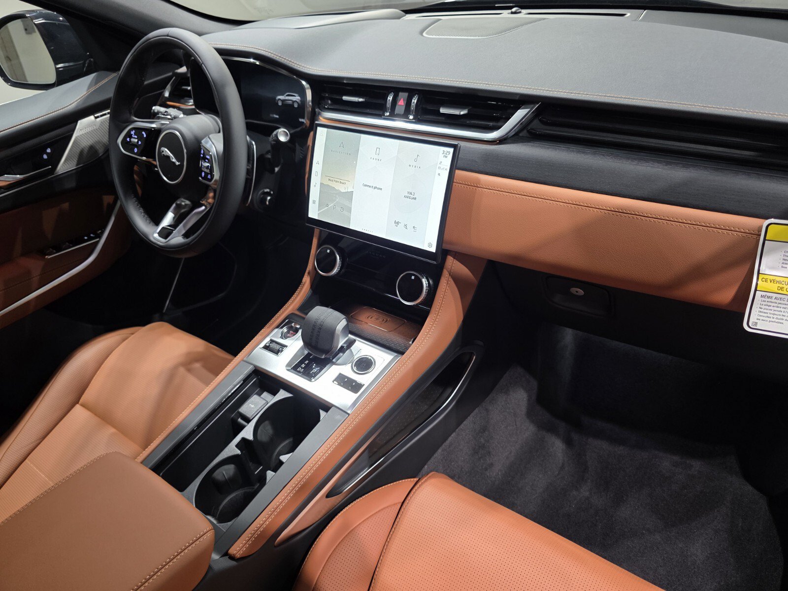 New 2026 Jaguar F-PACE R-Dynamic S AWD/4WD image 25