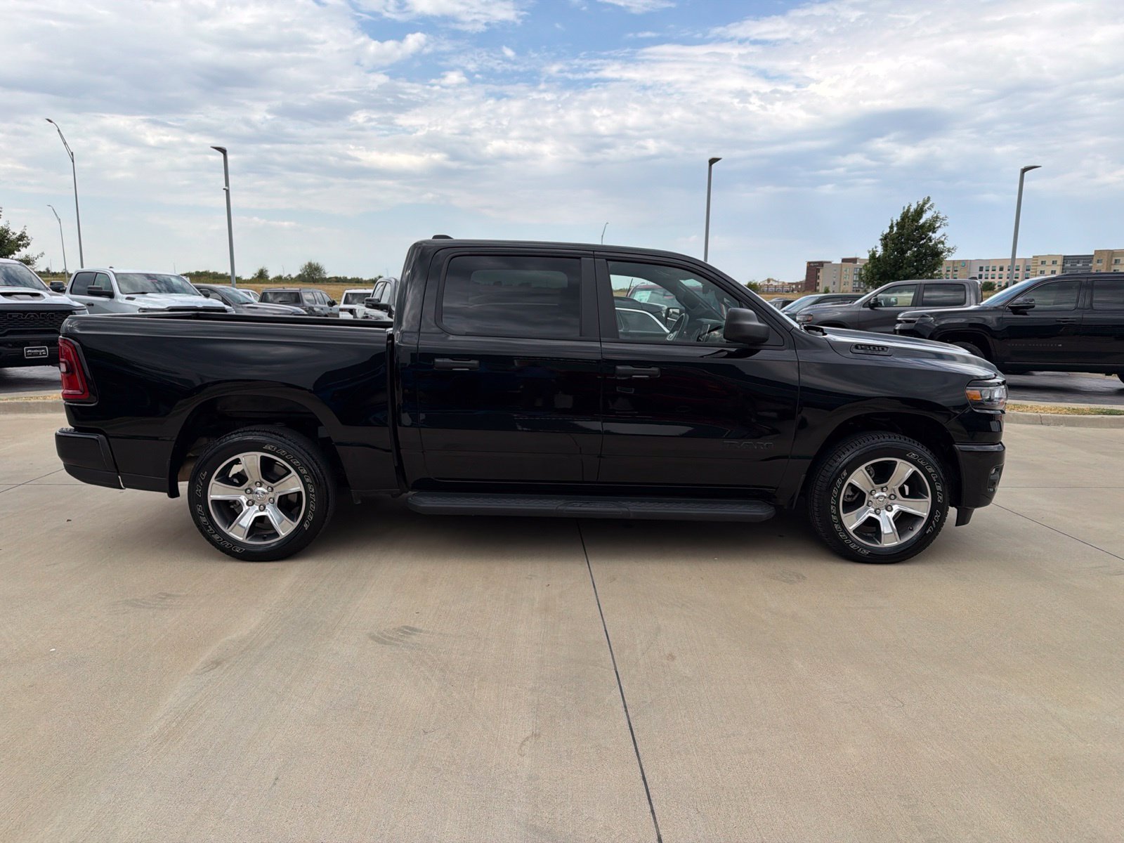 Used 2025 RAM 1500 Tradesman AWD/4WD image 6
