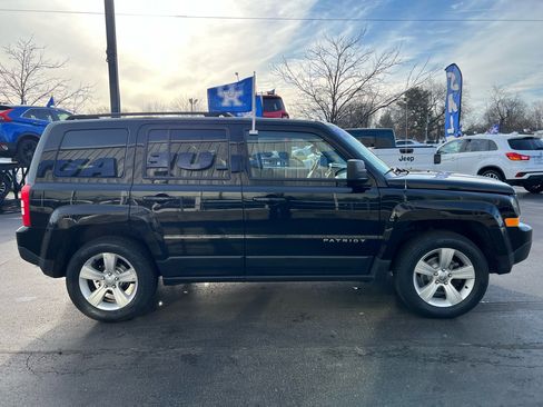 Used 2017 Jeep Patriot Latitude image 7