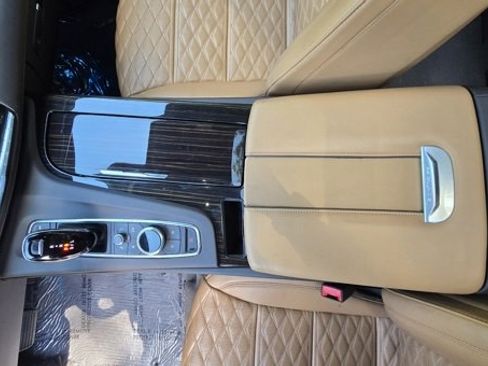 Used 2022 Cadillac Escalade ESV Premium Luxury w/ Performance Package image 48