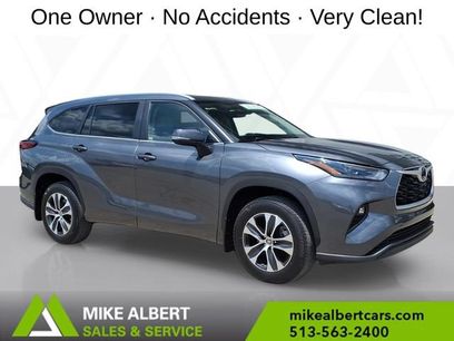 Used 2023 Toyota Highlander XLE