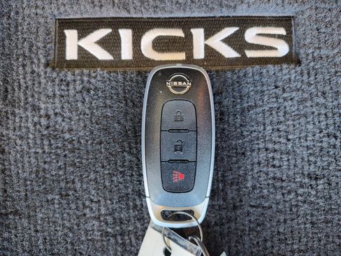 Certified 2025 Nissan Kicks Play S FWD image 29