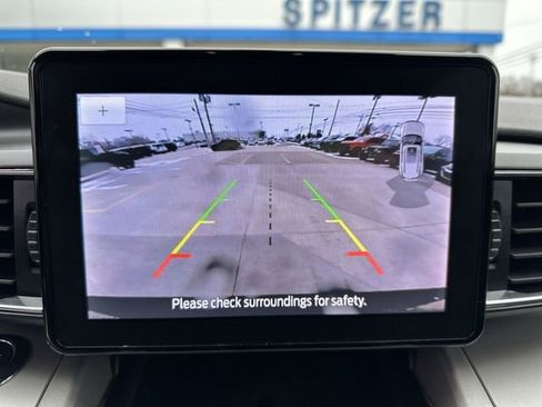 Used 2023 Ford Explorer XLT w/ Equipment Group 202A AWD/4WD image 19