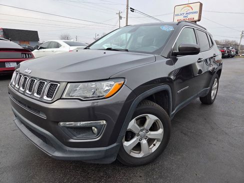 Used 2018 Jeep Compass Latitude w/ Popular Equipment Group image 2