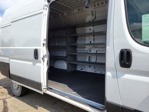 Used 2025 RAM ProMaster 3500 FWD image 26