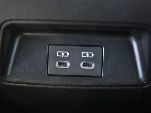 Used 2023 Toyota Corolla SE w/ SE Premium Package FWD image 39