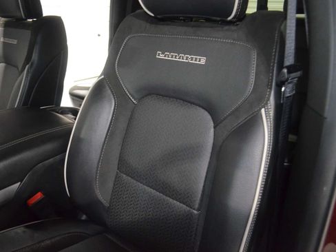 Used 2025 RAM 1500 Laramie AWD/4WD image 13
