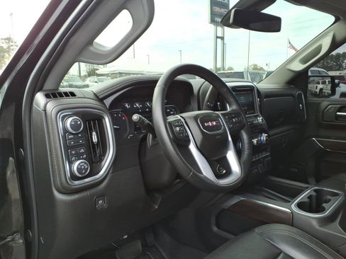 Used 2019 GMC Sierra 1500 SLT w/ SLT Premium Plus Package image 8