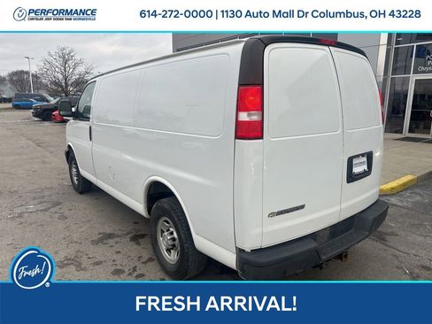 Used 2019 Chevrolet Express 3500 w/ Driver Convenience Package image 6