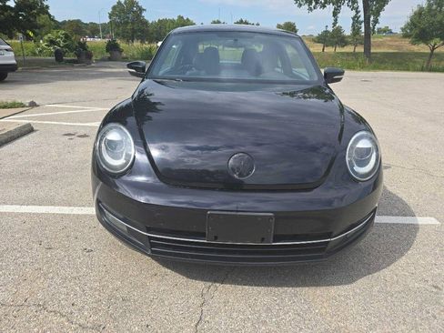 Used 2012 Volkswagen Beetle 2.0T image 2