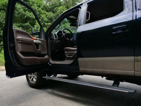 Used 2022 Ford F250 King Ranch w/ King Ranch Ultimate Package AWD/4WD image 25