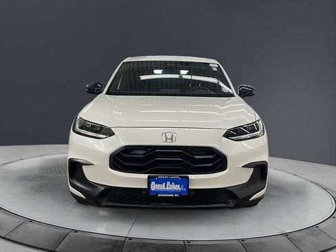 Certified 2025 Honda HR-V Sport image 8