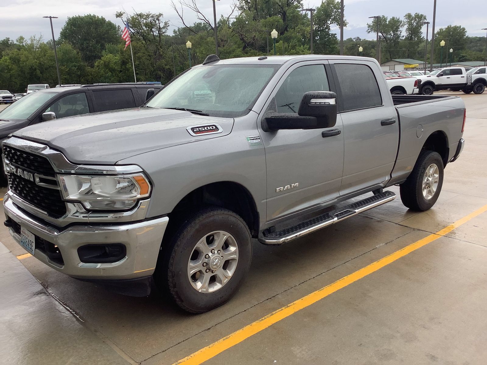 Used 2024 RAM 2500 Big Horn AWD/4WD image 2