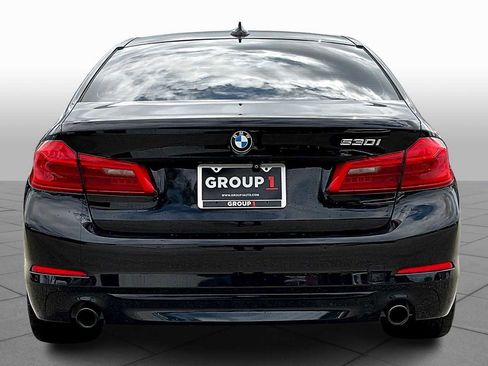 Used 2019 BMW 530i w/ Convenience Package image 4