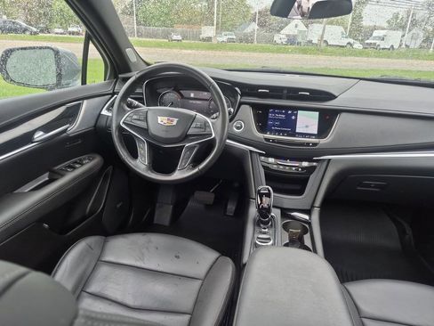 Certified 2023 Cadillac XT5 Premium Luxury w/ LPO, Floor Liner Package FWD image 13