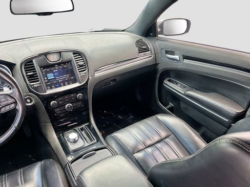 Used 2021 Chrysler 300 S w/ S Model Appearance Package RWD image 22