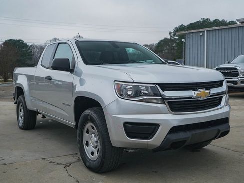 Used 2019 Chevrolet Colorado W/T image 31