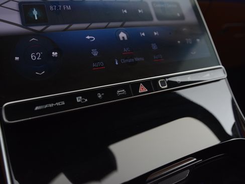 Used 2025 Mercedes-Benz S 63 AMG S image 26