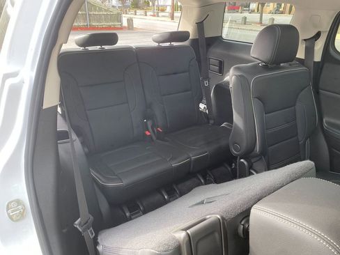 Used 2021 GMC Acadia Denali w/ Denali Ultimate Package image 29