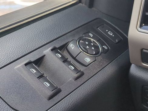 Used 2022 Ford F250 Lariat w/ Chrome Package AWD/4WD image 31