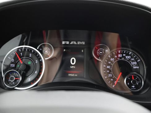 Used 2020 RAM 2500 Big Horn w/ Night Edition AWD/4WD image 10