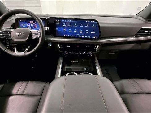 Used 2025 Chevrolet Tahoe RST w/ RST Capability Package AWD/4WD image 16