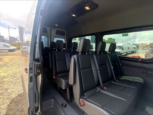 New 2025 Mercedes-Benz Sprinter 2500 image 12