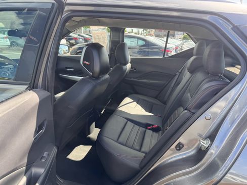 Used 2020 Nissan Kicks SR w/ SR Premium Package image 9