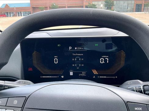 Used 2025 Kia K4 FWD image 15