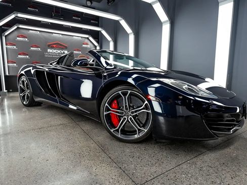 Used 2014 McLaren MP4-12C Spider RWD image 3