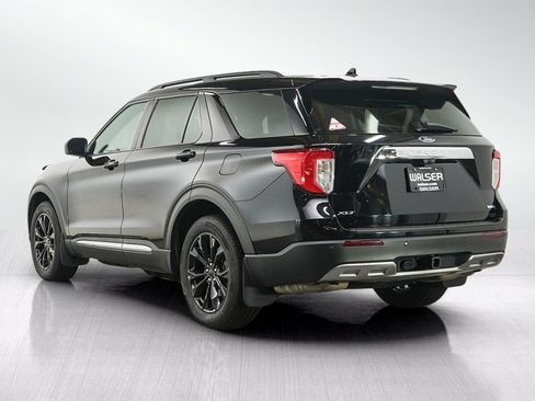 Used 2020 Ford Explorer XLT w/ Equipment Group 202A AWD/4WD image 3