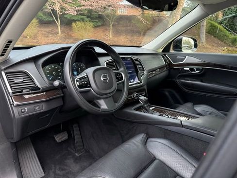 Used 2017 Volvo XC90 T6 Inscription w/ Vision Package AWD/4WD image 10