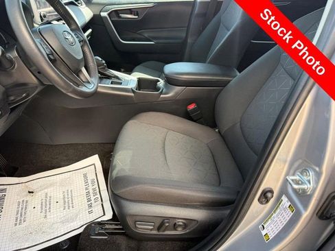 Used 2024 Toyota RAV4 XLE w/ Convenience Package AWD/4WD image 27