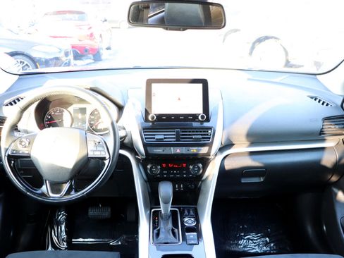 Used 2025 Mitsubishi Eclipse Cross SE image 16